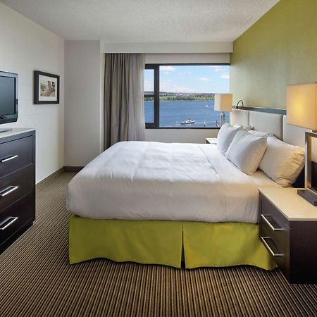 The Hollis Halifax - A Doubletree Suites By Hilton Exterior foto